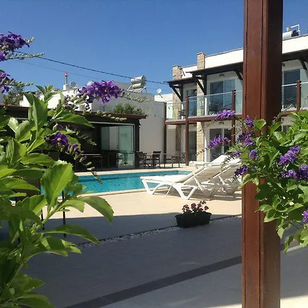 Отель Cotton Boutique Битез